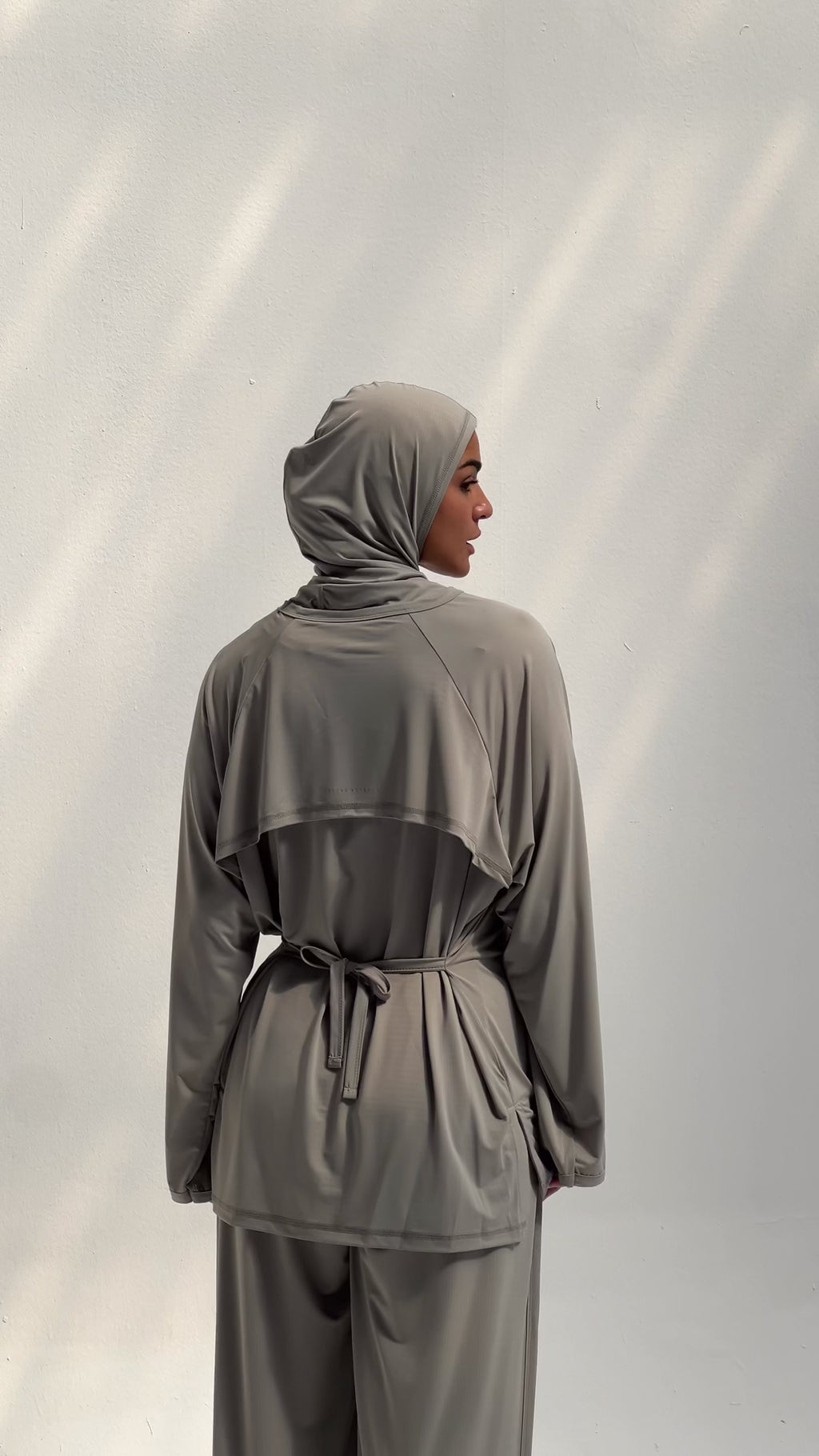 Women Apex Hijab Flow Set